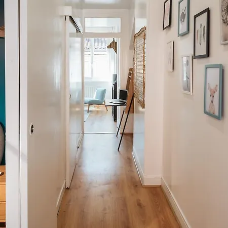 Apartment Luckey Homes - Place Benoit Crepu
