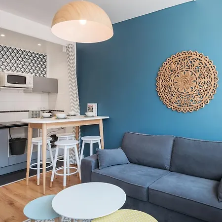 Luckey Homes - Place Benoit Crepu Apartment